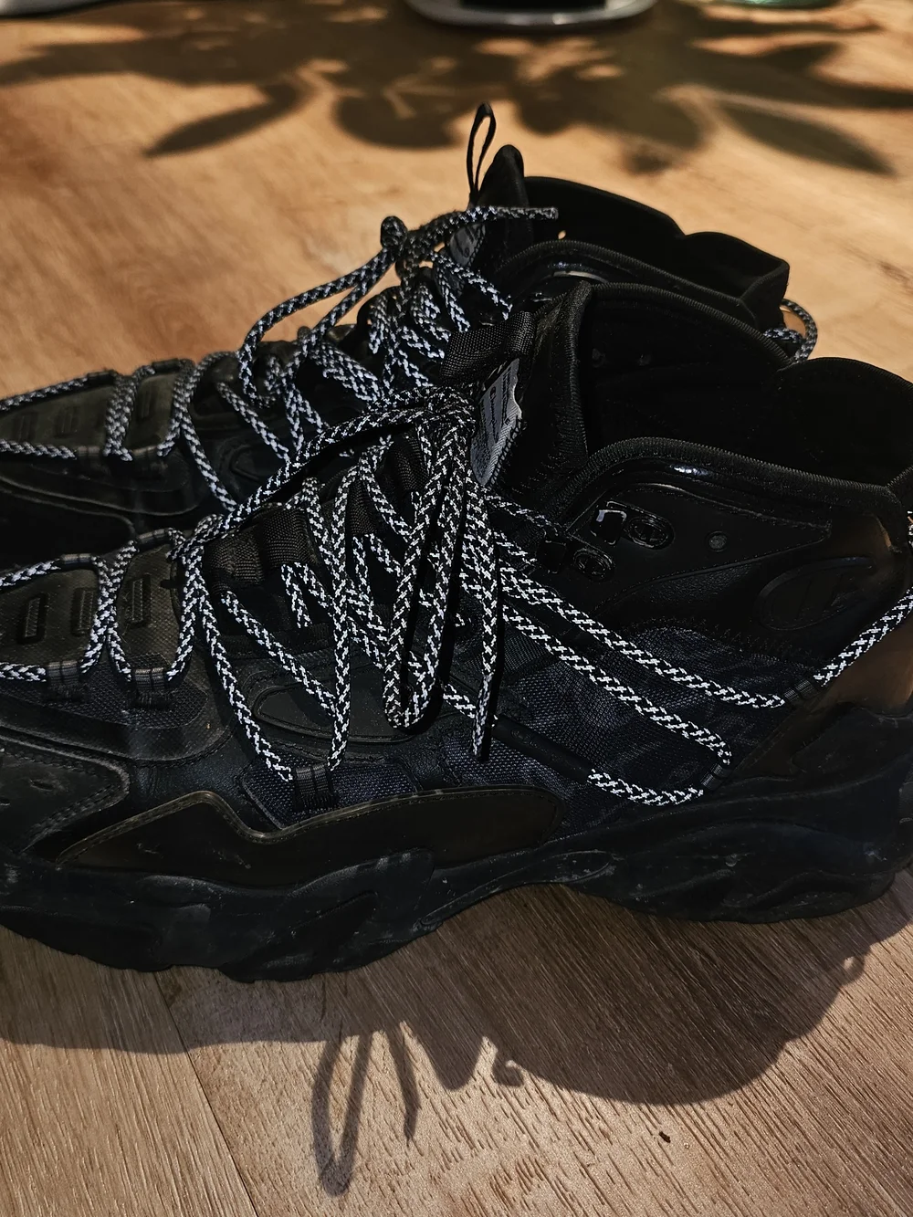 Champion Black Low-Top Chunky Sneakers with Black/White Laces - Picture 3 of 6